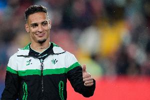 每体：贝蒂斯边锋安东尼受耻骨炎困扰，他的表现遭部分球迷质疑