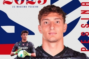 官方：博洛尼亚与18岁门将佩西纳续约至2029年，还有1年续约选项