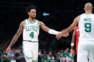 怀特:看到队友在交易截止日前离队很难过 希望他们未来一切顺利