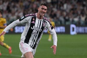 意甲各队顶薪球员：弗拉霍维奇2220万欧税前年薪，劳塔罗1660万