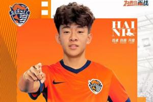 董路：感谢9510位观众付费收看直播，邝兆镭得到3.2万过年红包