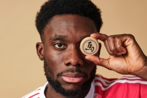 拜仁社媒：祝拜仁球迷们马年快乐，新的一年里健康、幸福