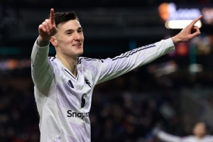 舍什科：全队都给了我巨大的帮助，尤其是达洛特主动伸出援手