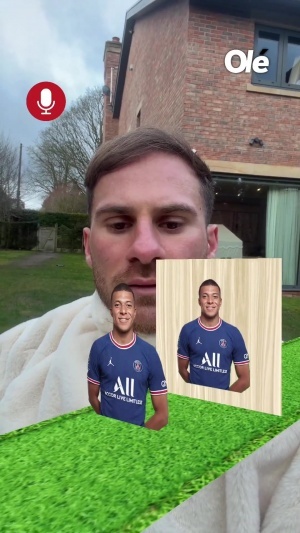 自己都念笑了！麦卡利斯特20秒没念对哈兰德名字，反复调整声音