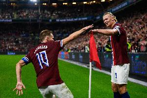 厄德高谈与哈兰德争冠：我们对此很放松，平时在一起不怎么聊足球