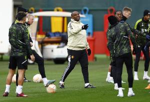 前曼联教练：去曼联和C罗等人合作没吓倒我 我相信自己能教他几招