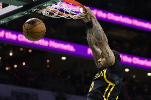 勇士官方：球队本赛季至今共152次扣篮 为社区基金会筹集38万善款