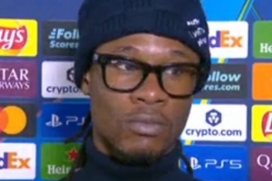 卡马文加：我们应该彻底中断比赛，只暂停10分钟那什么都不会发生