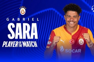 传射建功！欧冠官方：萨拉当选加拉塔萨雷vs尤文图斯的全场MVP