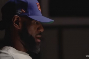 詹姆斯：赛后我去训练室发现那里有25个人 其中有七八个医生