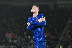 萨哈：曼联仍应该在进攻端引援，他们应签下帕尔默和恩德里克