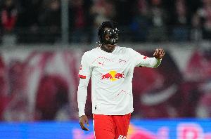 talkSPORT：魔车军仁四队关注扬·迪奥曼德 莱比锡标价超8000万镑