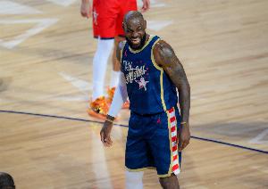 詹姆斯：一方面我想休息完整一周 一方面也很感激再次入选全明星