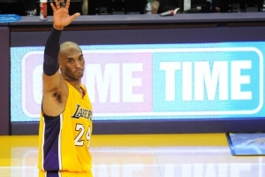 斯科特：科比在场上可不想交朋友 他只想击垮你的意志&让你有阴影