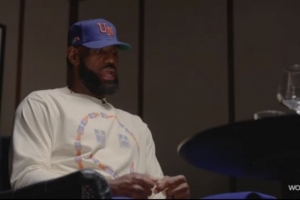 詹姆斯：哈登可以担任米切尔身边的组织者 施罗德埃利斯也很不错