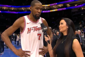 杜兰特：整个赛季难免有起伏 在真正较量到来之前还有28场要打