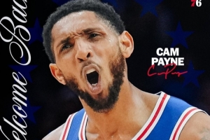 昨天才签约！卡梅隆·佩恩今天对阵老鹰将迎来76人生涯首秀