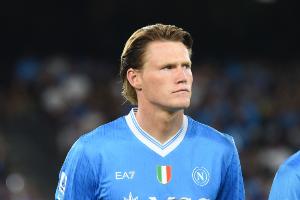 意天空：那不勒斯希望麦克托米奈及时康复，参加对亚特兰大的意甲