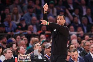 波津如何融入勇士体系？马祖拉：我今晚的任务就是不让他融入