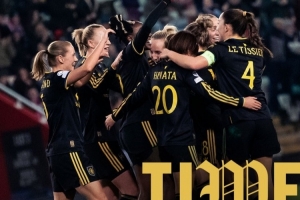 创造历史！曼联女足双杀马竞女足，队史首次晋级女足欧冠8强