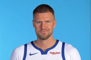 詹姆斯：波尔津吉斯完美适配勇士的球风 库明加也想离队去新下家