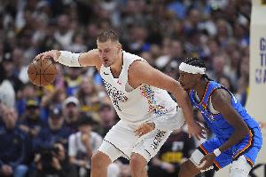 路威谈联盟前五：SGA/约基奇/东契奇/华子/CC 文班还欠点火候