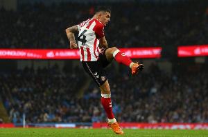 记者：扎卡将进入桑德兰对阵富勒姆名单，雷尼尔多伤缺四周