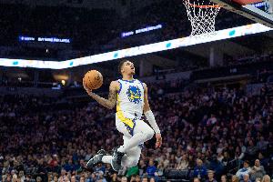 力拼外线！首节三分勇士17投8中 凯尔特人13中5