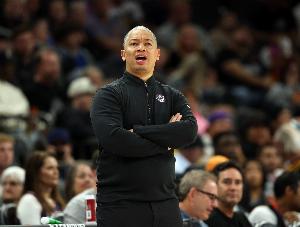 来夸夸我吧！泰伦·卢：我下半场希望马瑟林能更多参与进攻