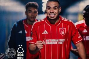 推土机冲锋！森林中卫穆里略扛开坎特一条龙破门，23岁5500万身价