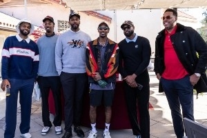 人缘不错！詹宁斯举办高尔夫比赛 韦德/皮尔斯/阿里纳斯等人出席