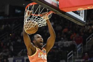 爽了！莫布里：哈登的饼直接喂到嘴边 无需任何调整直接扣就行