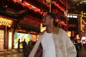 过年放假没回家！浙江外援布兰登·兰道夫晒上海游玩照