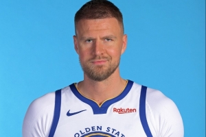 Slater：勇士打算在进攻端重用波津 他在幕后的表现看起来非常好