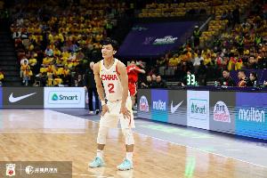 入选集训名单！媒体人：徐杰将因伤错过世预赛第二个窗口期的比赛