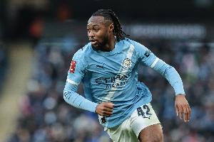 邮报：塞梅尼奥加盟曼城前经历奔波，踢完比赛睡2小时就去坐飞机