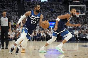 戈贝尔：康利回归对球队意义重大 我们正努力争冠不能让他走