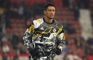 马卡报：贝林厄姆的复出时间无法确定，但将比最初预期时间更长