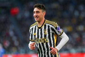 坎比亚索：4场比赛丢13球肯定是有问题的，我们在努力解决