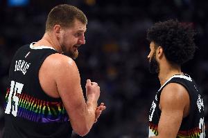 掘金本场至少砍150分&60板&40助且投进20个三分 NBA历史首队