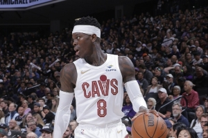 阿特金森：施罗德刚到队就清楚自己的角色都不用我说 他太稳定了