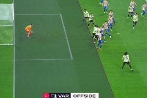 塞尔电台：巴萨继续对遭遇不利判罚进行抗议，认为VAR使用不当