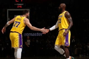 巴克利：湖人不是总冠军争夺者 他们赢不了马刺&火箭&掘金&森林狼