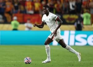 萨尔：目标是在切尔西赢得奖杯，希望我能踢很多比赛