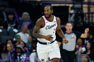 肯尼：小卡是目前联盟唯一能自己拿30分同时让你得不到20分的球员