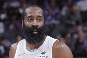 尼克·杨：哈登一直饱受批评 但关于忠诚的发声让人重新审视他