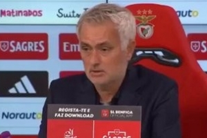 穆里尼奥：战皇马赛后言论遭批？我不想评论；今天赢球和皇马无关