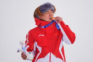 苏翊鸣：本届冬奥经历满分，希望向徐梦桃、王心迪等前辈继续学习