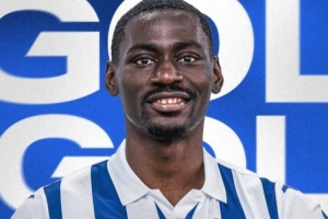 申花租将阿苏埃替补打进莱加内斯首球，帮助球队绝平对手