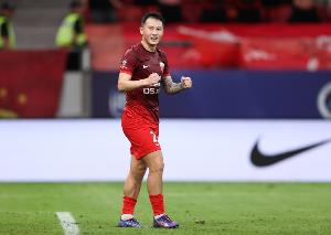 媒体人：海港球员冯劲无限接近加盟大连英博